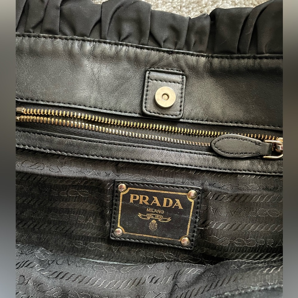 Prada Black Gaufre Tote Bag - Picture 11 of 17